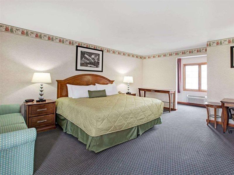 Ramada Inn Flemington Ngoại thất bức ảnh