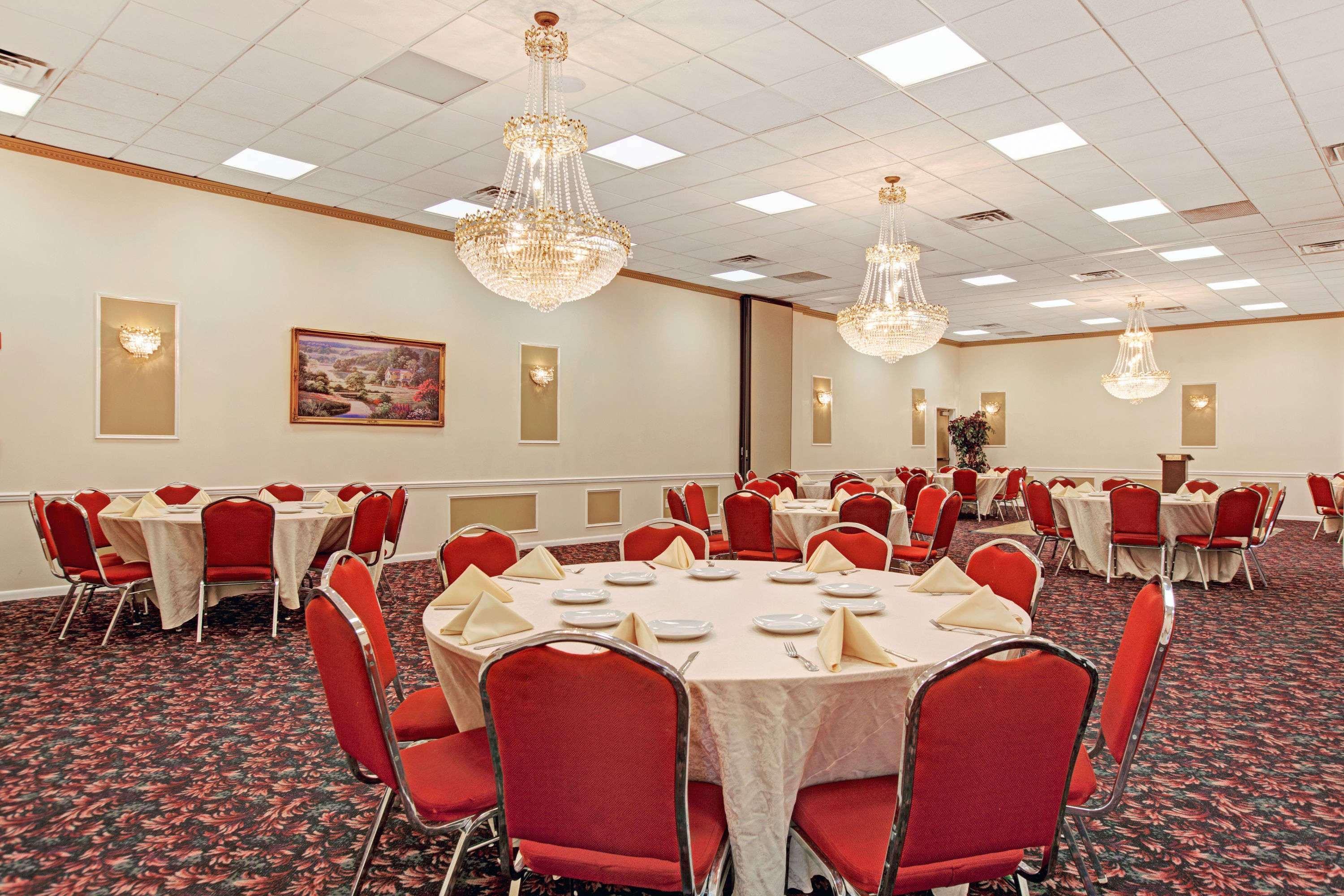 Ramada Inn Flemington Ngoại thất bức ảnh